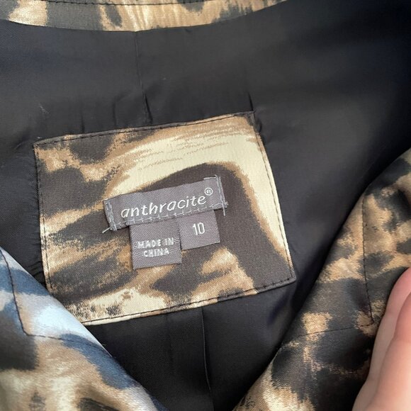 jacket - Picture 2 of 3